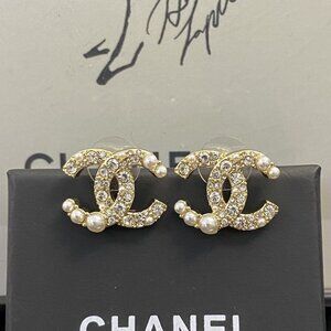Chanel Fashion Lady Large earrings